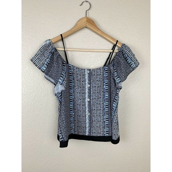 Greylin Keeley Cold Shoulder Button Front Crop Top - Picture 2 of 6